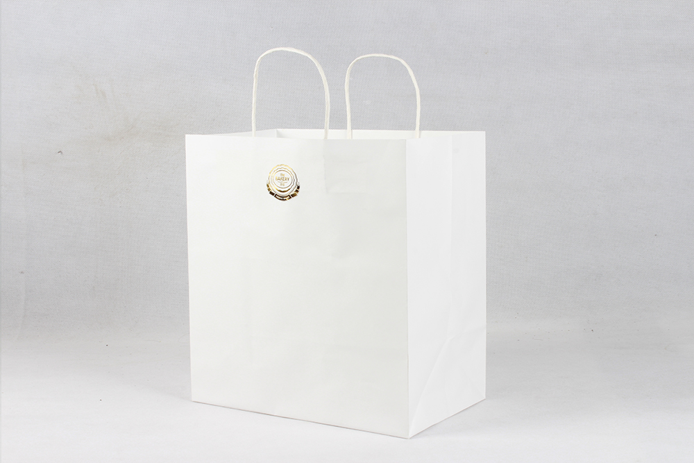 白色簡(jiǎn)約打包牛皮紙袋定制