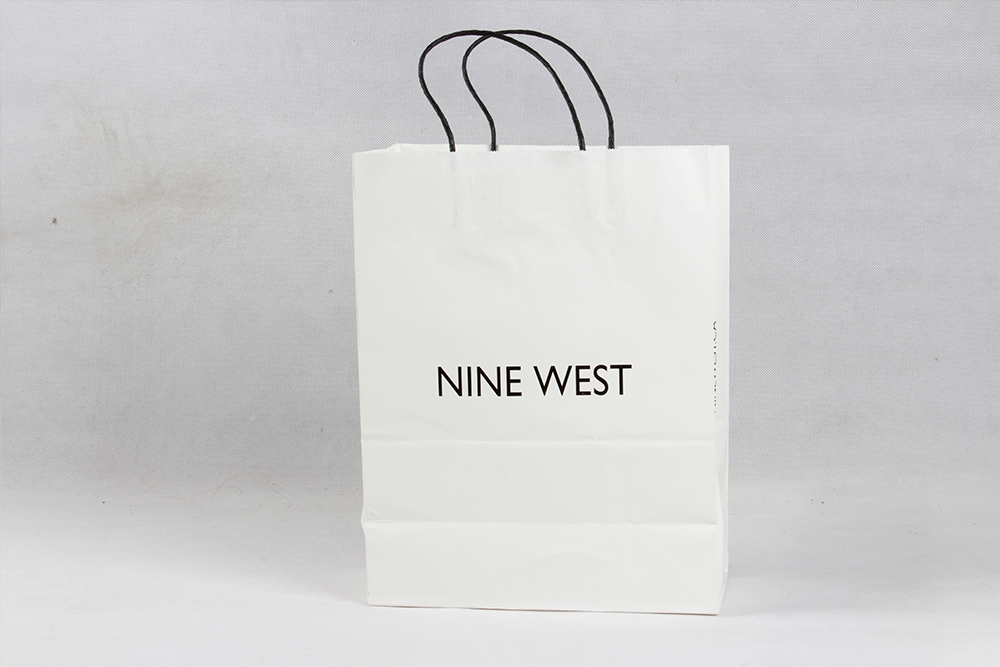簡(jiǎn)約型牛皮紙袋 NINE WEST 簡(jiǎn)約型牛皮紙袋 NINE WEST