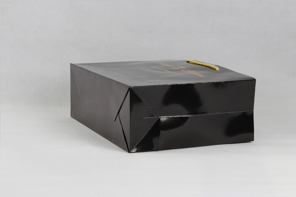 高檔黑色銅版紙袋