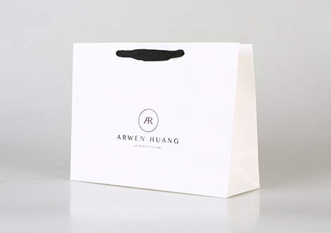 如何定制服裝紙袋，才能增加自己的品牌效應(yīng)