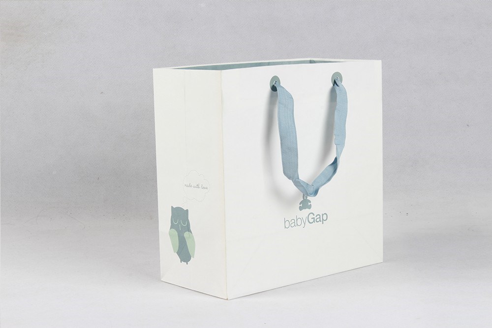 為什么服裝紙袋需要定制？