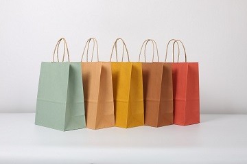 定制手提紙袋的成本高不高？